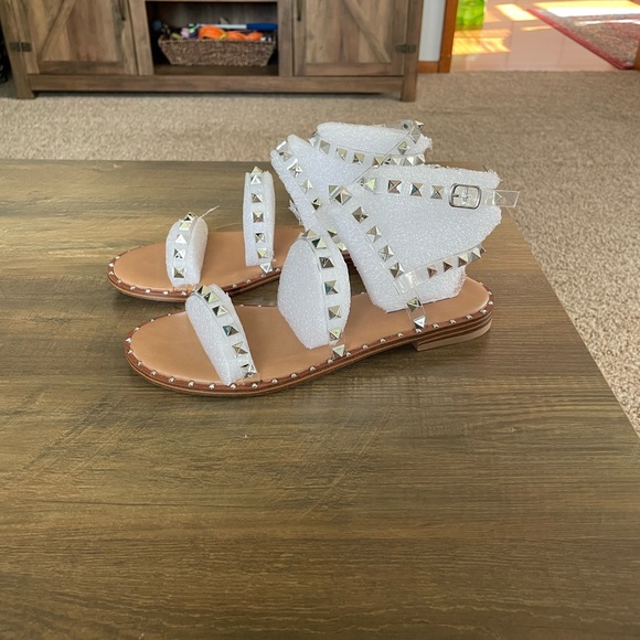 Steve Madden Travel Sandals - Picture 3 of 6